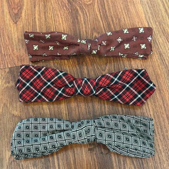 3 vintage bow tie men's bowties. Clip on arrow - Picture 1 of 3